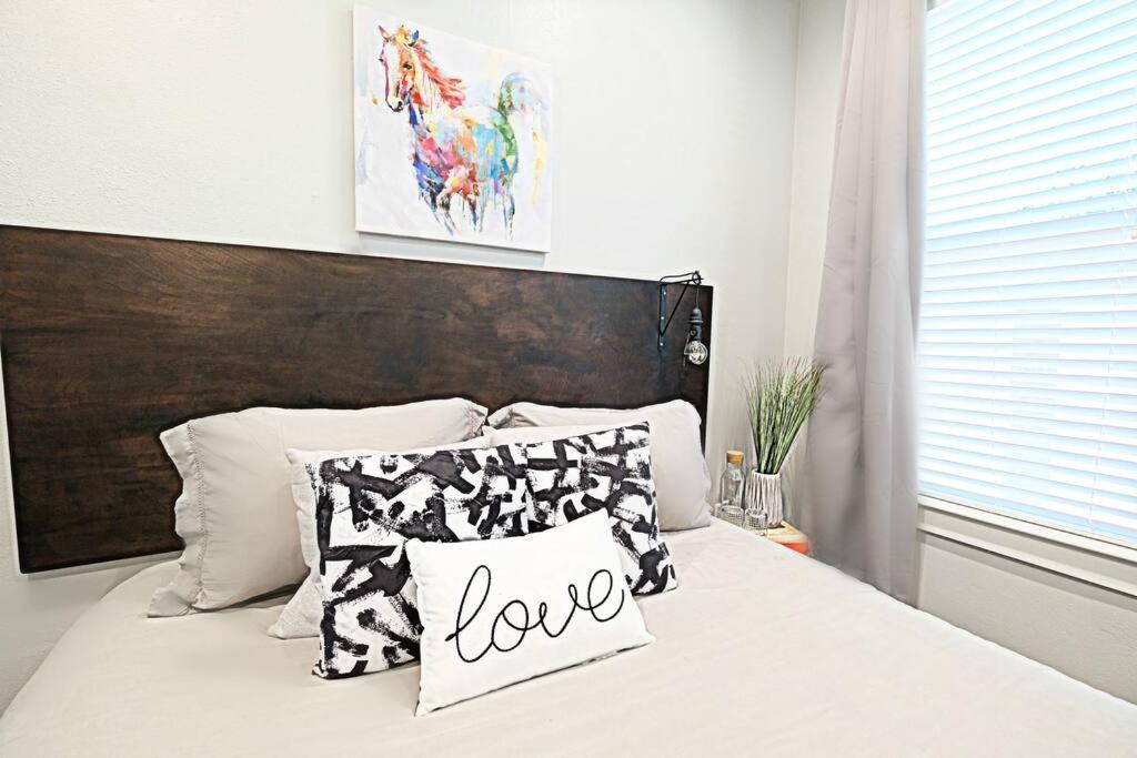 The Kozy Urban Dallas Flat Exterior photo